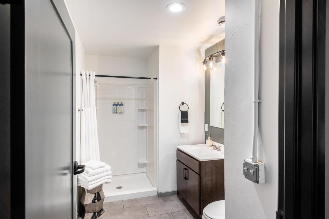 Mint House - Times Square Aparthotel 4*